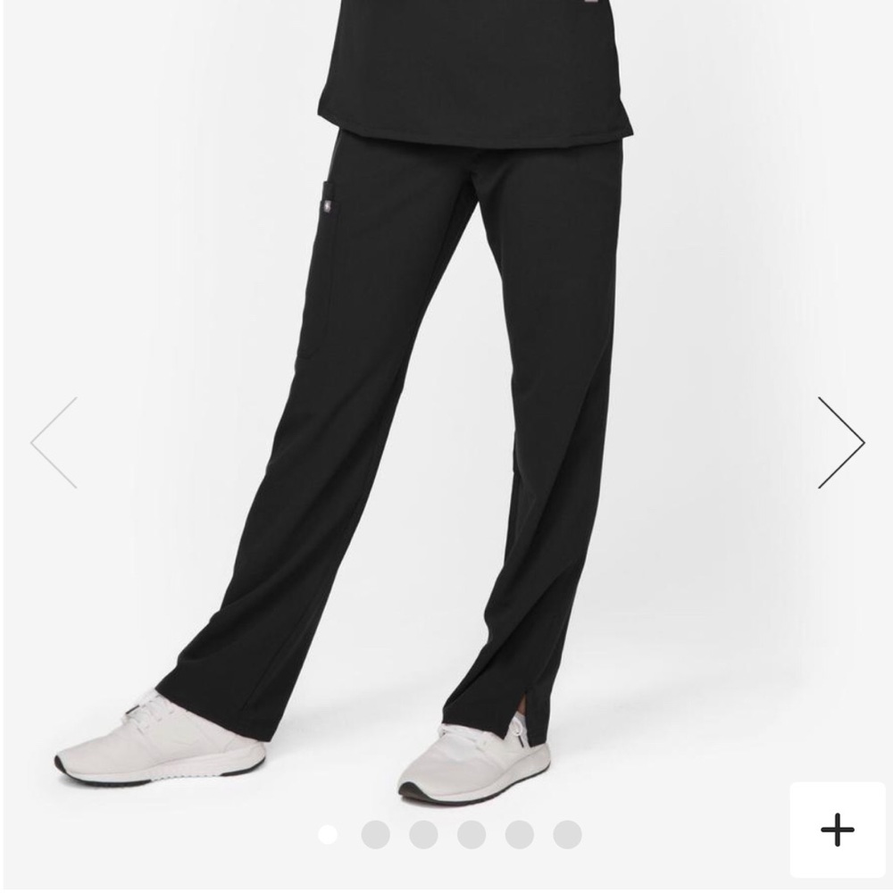 FIGS kade scrub pants